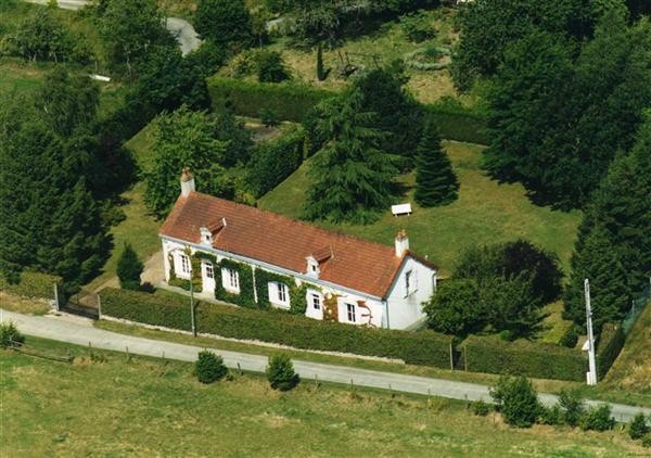 4 Bedroom Restored Longere In Quiet..
