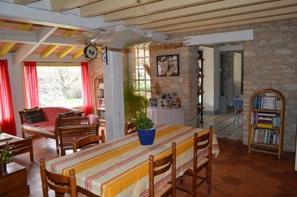 Stunning barn conversion - close to La.. - 2