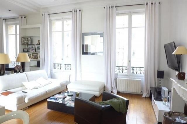 1 bedroom Property For Sale: Boulevard..