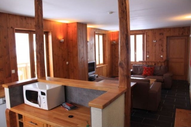 Superb 4 bedroom apartment, 5 minute.. - 2
