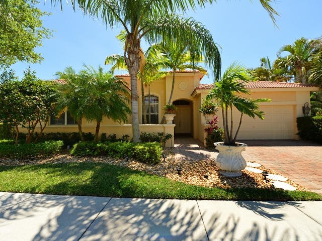 4 bedroom Residence For Sale: Palm..