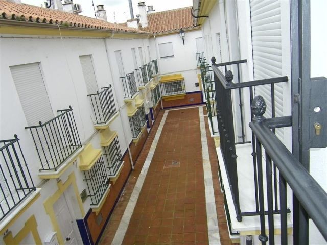 Town House - A very big townhouse.. - 2