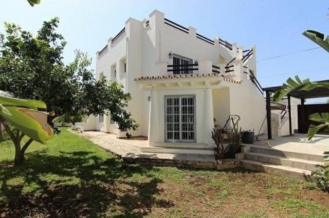 4 bedroom detached villa for sale - 2