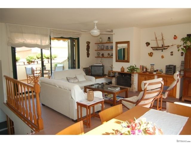 4 Bedrooms - Apartment - Girona - For.. - 2