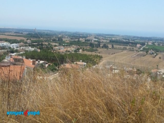 Residential Land in Agia Marinouda.. - 2