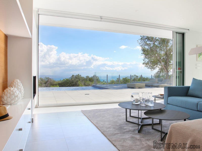 3 Bedrooms - Villa - Alicante - For Sale