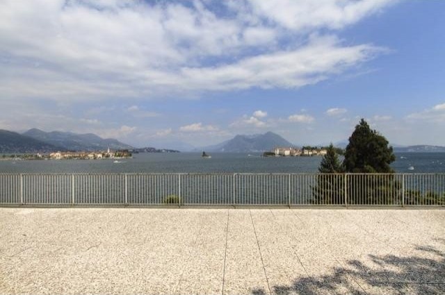 4 bedroom Villa For Sale: Baveno, IT