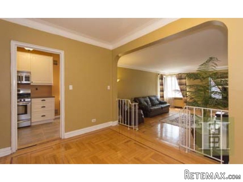 2 bedroom Apartment For Sale:4445 POST.. - 2