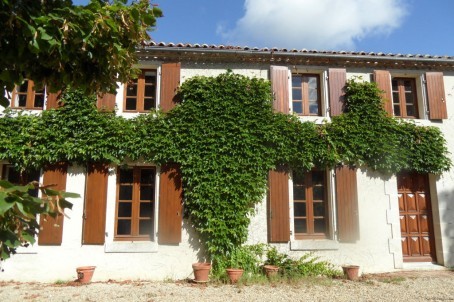 Stone House For Sale St Jean D Angely - 2