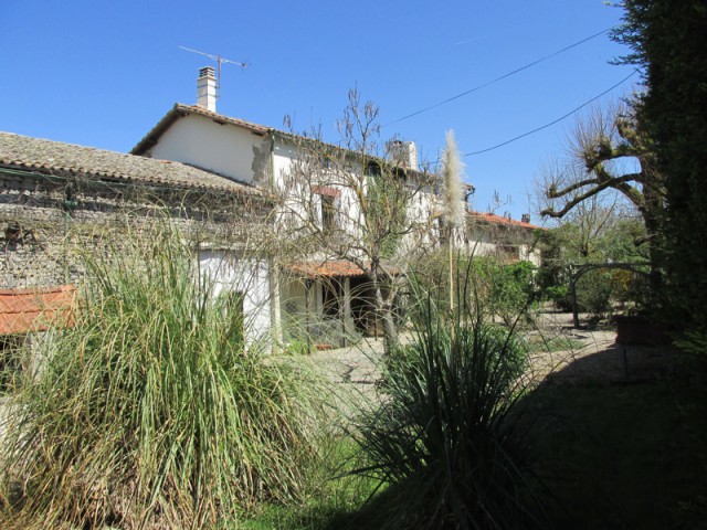 Detached House, 2 Gites + Large Garden