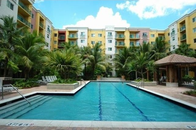 2 bedroom Flat For Sale: 6001 SW 70 ST.. - 2