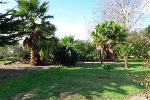 7 bedroom House For Sale: 17000 ILE DE.. - 2