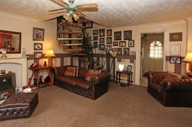 FOUR BEDROOM SEMI DETACHED HOUSE, HEATH.. - 2
