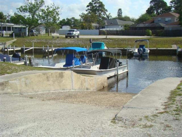 2 bedroom Mobile Home For Sale: 404.. - 2