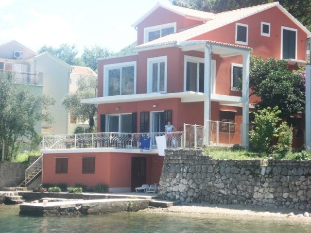 House in Stoliv, Kotor