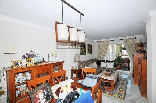 2 Bed Apartment for sale in Marbella - 2