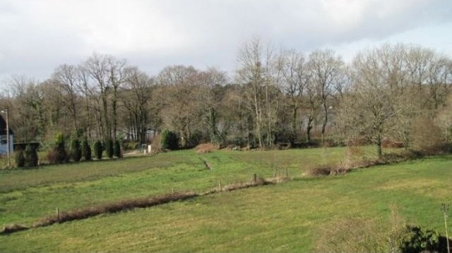 Village House, Near Lake With Stone Barn - 2