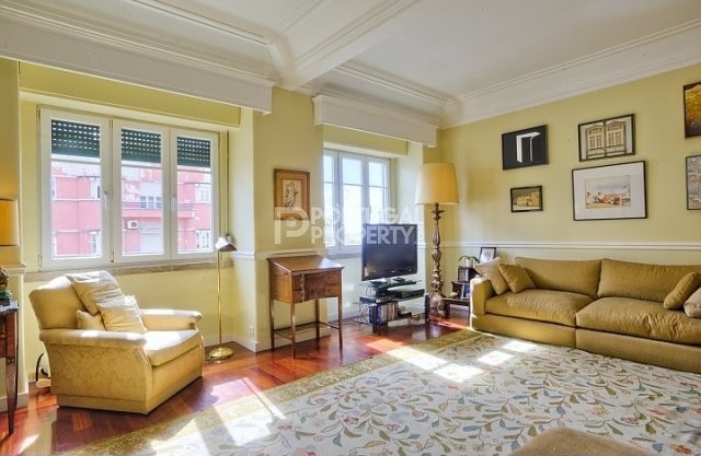 Superb 5 bedroom Apartment in Rato