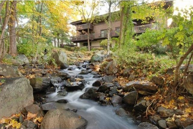 3 bedroom Apartment For Sale: New Canaan