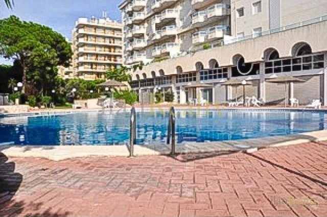 Apartment on the seafront in Blanes for..