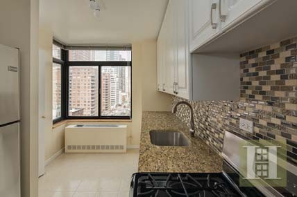 1 bedroom Apartment For Sale: 400 EAST.. - 2