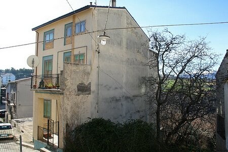 4 apartments in a stunning location...