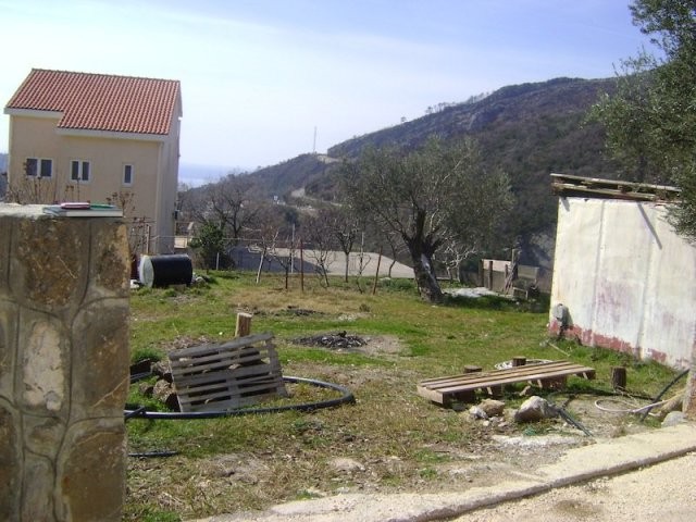 Plot of land in Bečići, Budva - 2
