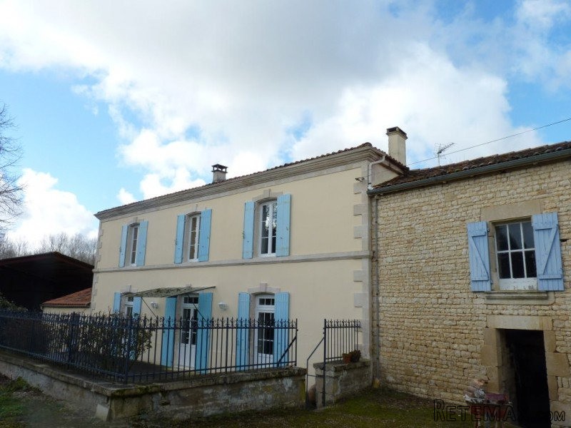Stone House For Sale St Jean D Angely - 2