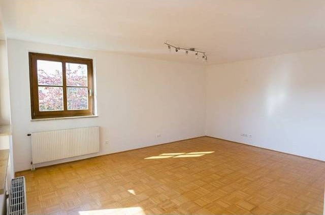 Generous 4-room apartment near to the.. - 2