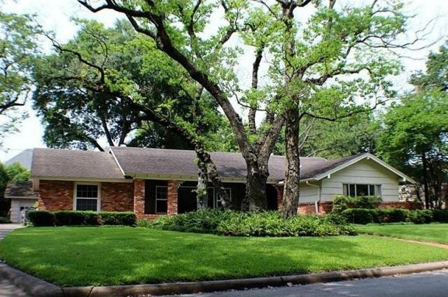 3 bedroom Apartment For Sale: 5310..