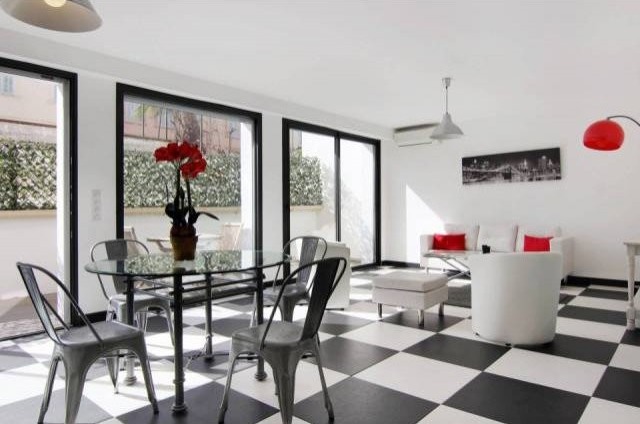 modern and bright 4 rooms apartment