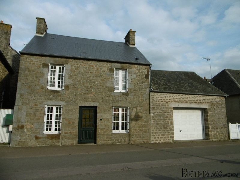 Nice Village House with Garage
