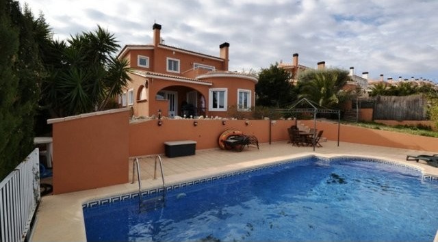3 Bedroom Villa In Gata De Gorgos -..