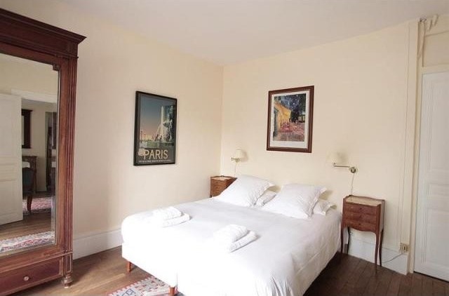 1 bedroom Property For Sale: 18th.. - 2