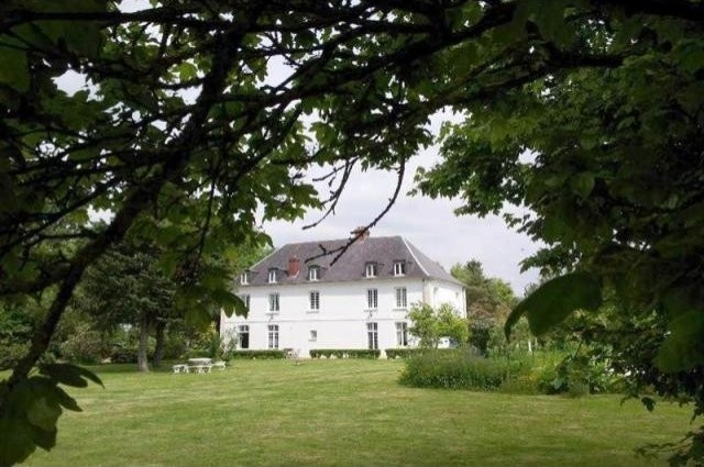 7 bedroom House For Sale: 60480 OISE - 2