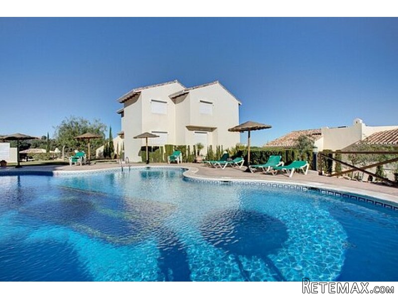 Large 3 Bed Apartment on the Exclusive
