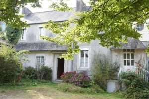 Semi-Detached House in Quiet Location