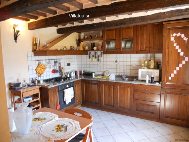 Village/town House - For Sale -..