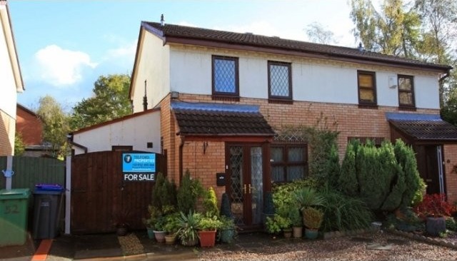 FOUR BEDROOM SEMI DETACHED HOUSE, HEATH..
