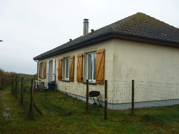 House with Direct Access to Beach - 2