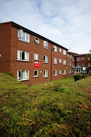 Over 55 Housing - 1 bedroom flat to..