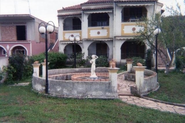 B213 - Property complex on Corfu island..