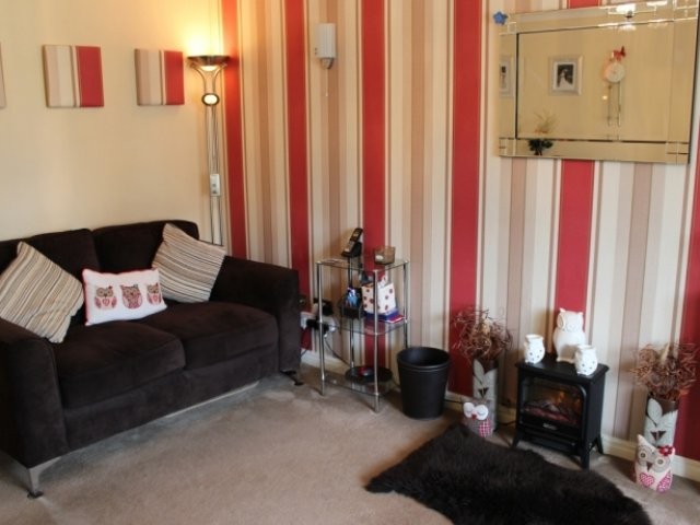 Beautiful link-detached three bedroom.. - 2