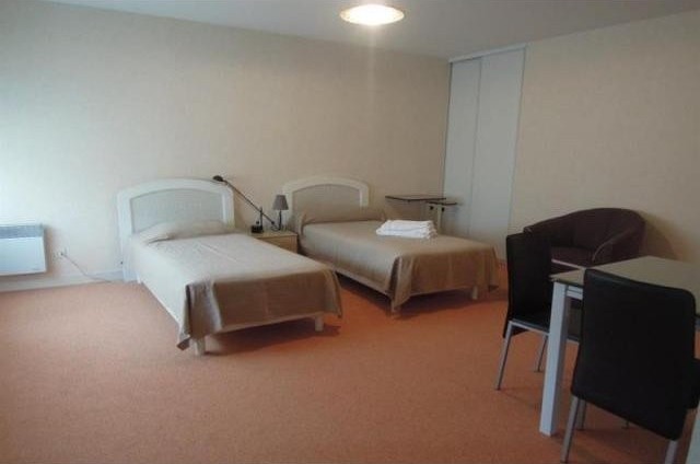 Flat For Sale: 86000 POITIERS