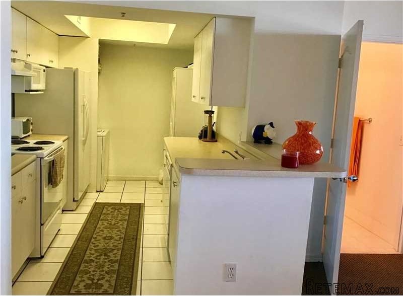 2 bedroom Flat For Sale: 5077 NW 7 St #.. - 2