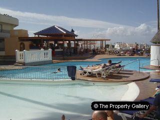 Apartment For Sale in Playa De Las..