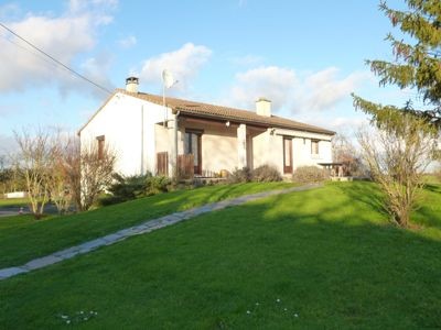 Detached Bungalow With Large Garden