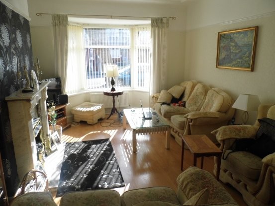 3 bedroom, Semi-detached House house.. - 2