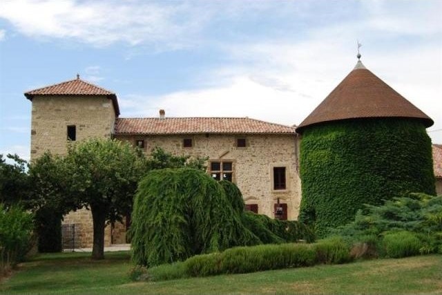 7 bedroom Character For Sale: 26300..