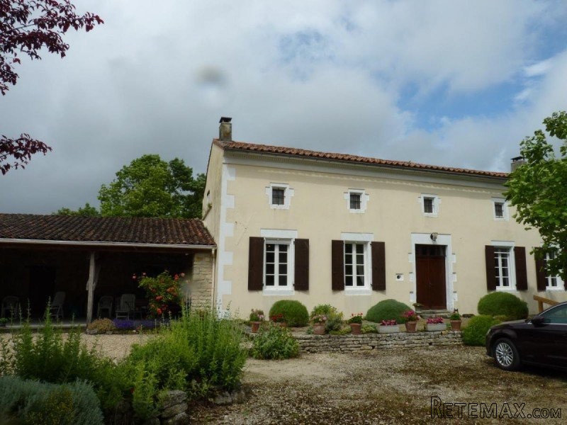 Stone House With Swimming Pool - 2